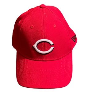 Cincinnati Reds Genuine Merchandise M/L Baseball Hat - NWOT